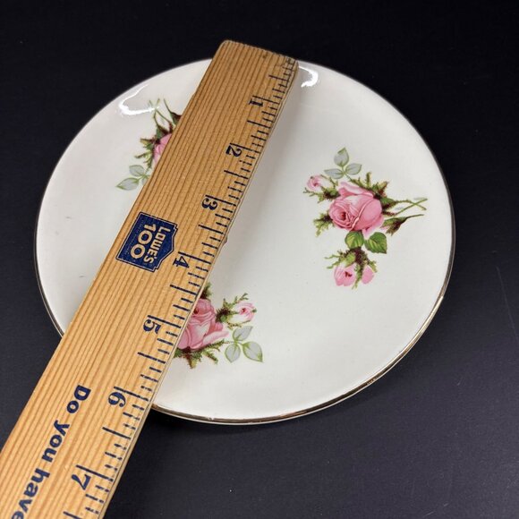 Vintage Royal Wilton 22K Gold Trim 6-Inch Plate With Pink Roses - Picture 3 of 3